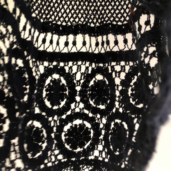 Vintage Black crochet tank top boho style unique woven knit tank sleeveless top - Picture 7 of 8
